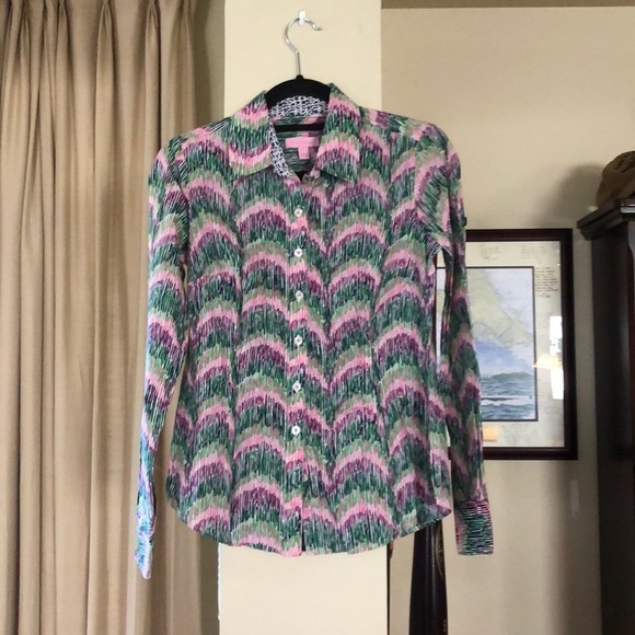 Lilly Pulitzer Jonni Button‎ Down Shirt - EUC - Picture 1 of 2